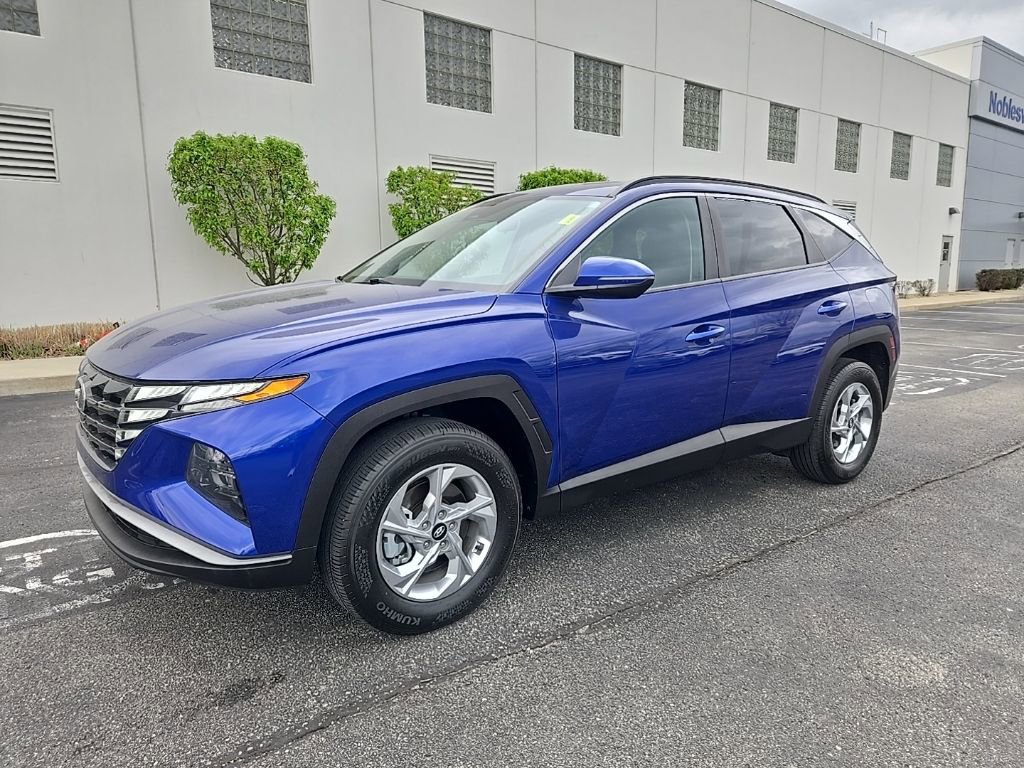 Certified 2023 Hyundai Tucson SEL AWD/4WD image 4