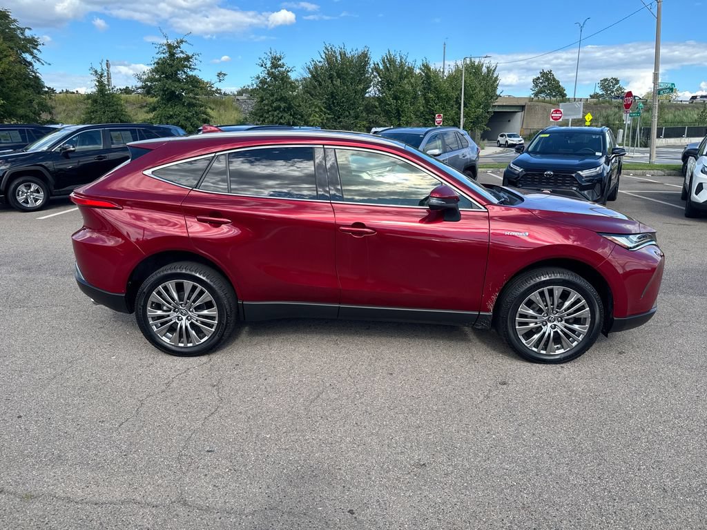 Used 2021 Toyota Venza XLE AWD/4WD image 10