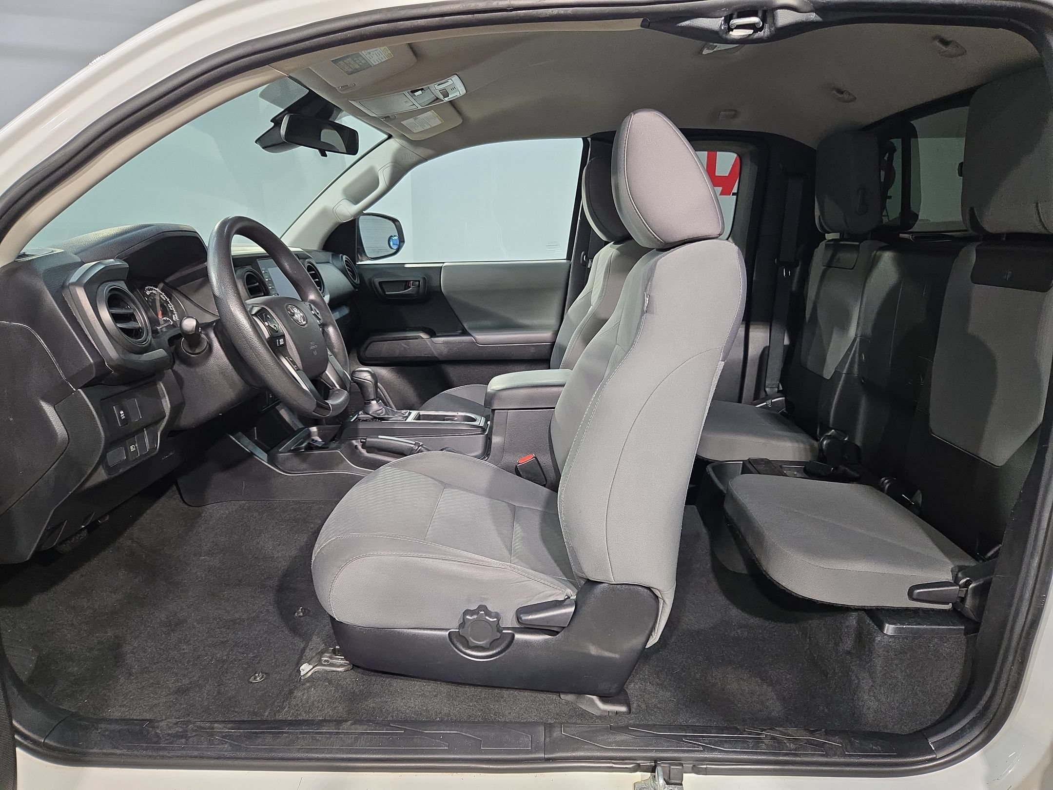 Used 2021 Toyota Tacoma SR RWD image 35