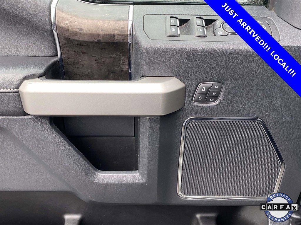 Used 2022 Ford F250 Lariat w/ Chrome Package image 16
