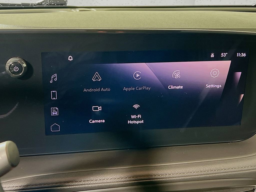 Used 2025 Buick Encore GX Avenir w/ Avenir Technology Package image 14