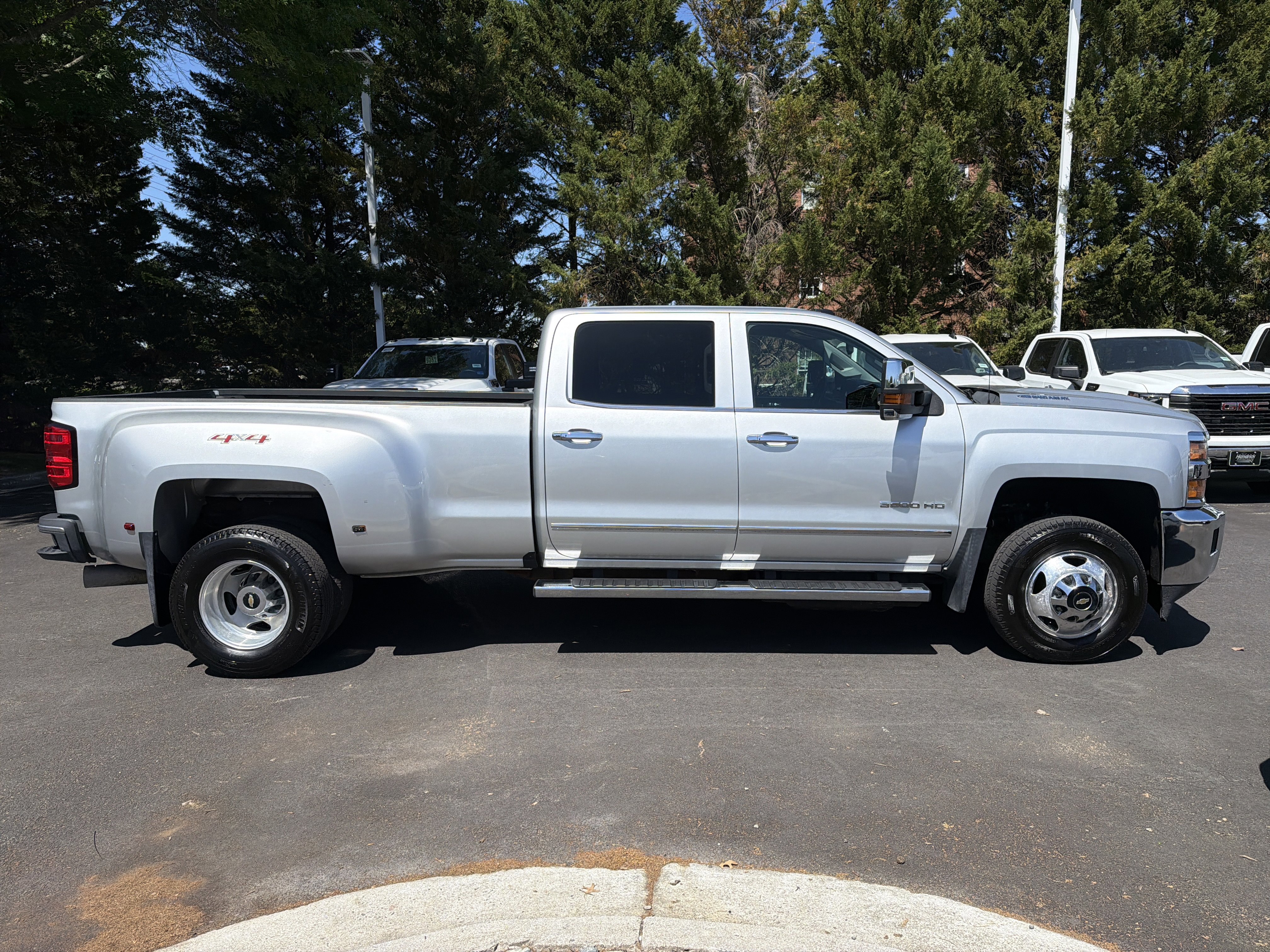 Used 2017 Chevrolet Silverado 3500 LTZ w/ Duramax Plus Package AWD/4WD image 11