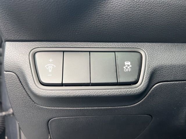 Certified 2023 Kia Forte LXS image 11