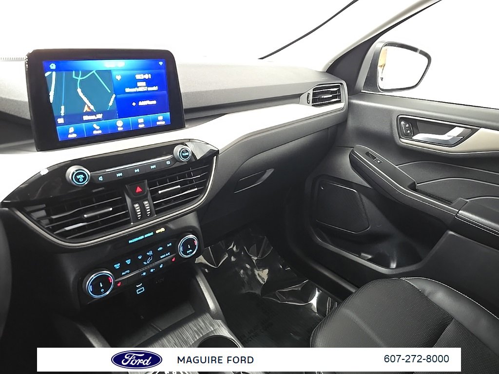 Used 2022 Ford Escape SEL w/ Technology Package image 25
