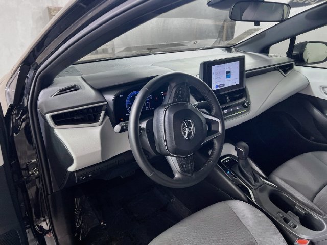 Used 2026 Toyota Corolla SE FWD image 11