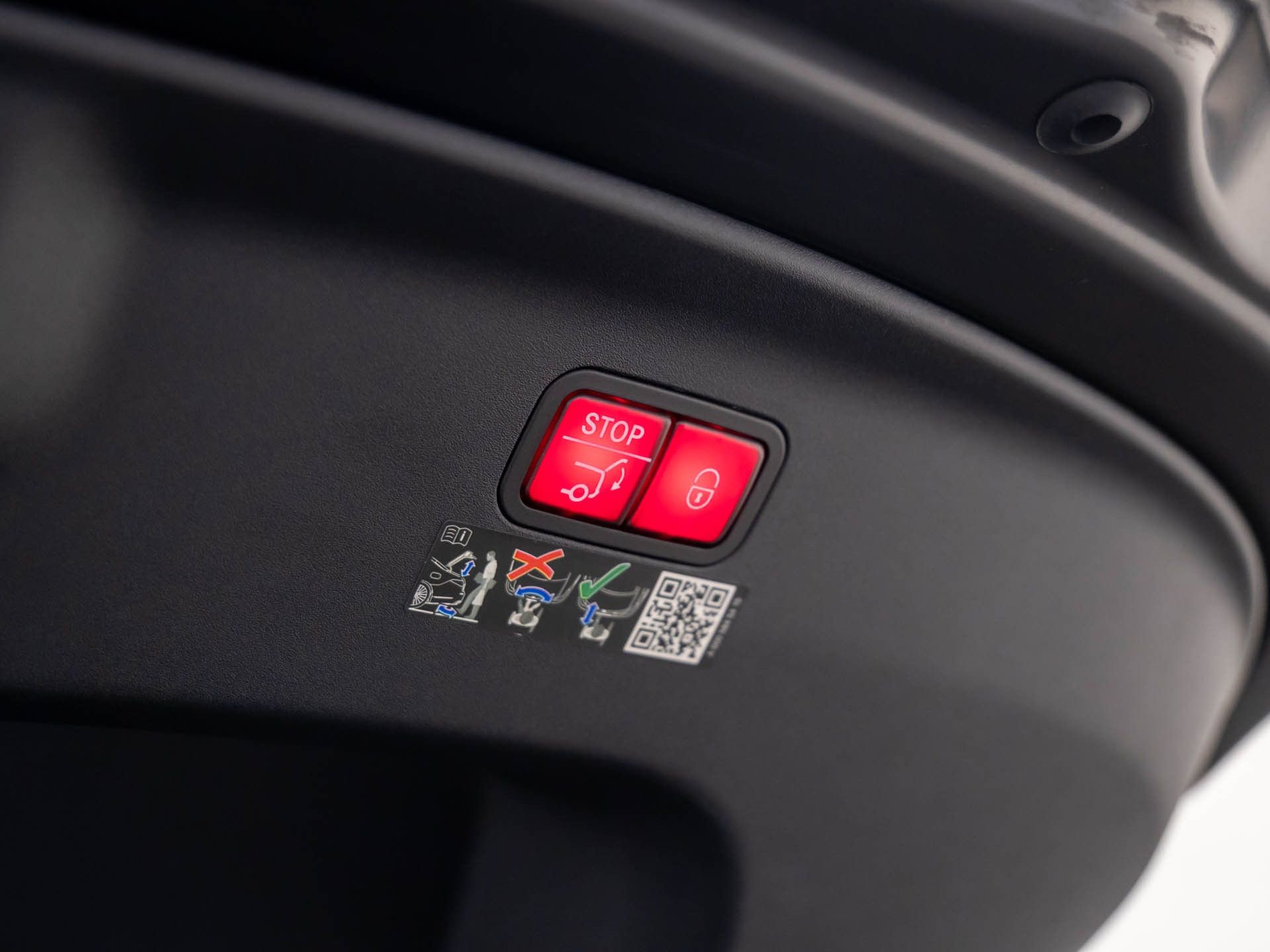 Used 2022 Mercedes-Benz AMG GT 53 image 38