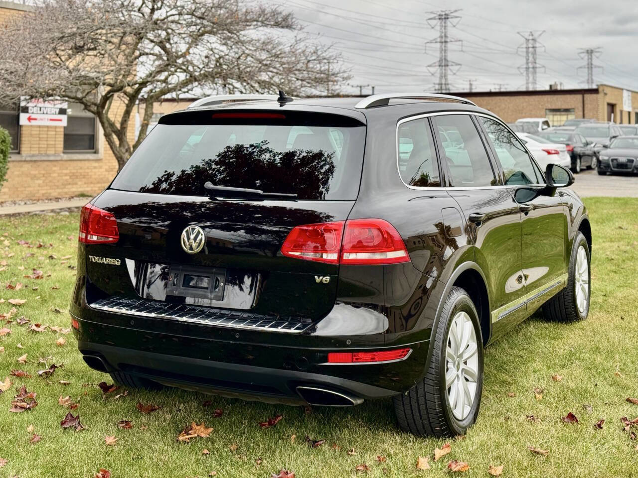 Used 2012 Volkswagen Touareg Sport AWD/4WD image 6