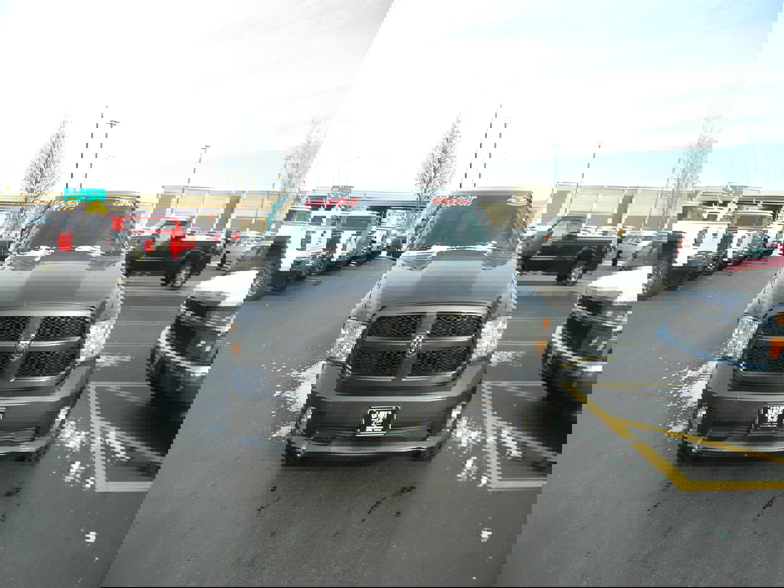 Used 2014 RAM 1500 Express image 2