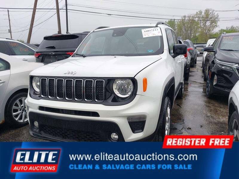 Used 2022 Jeep Renegade Latitude w/ Convenience Group AWD/4WD image 4