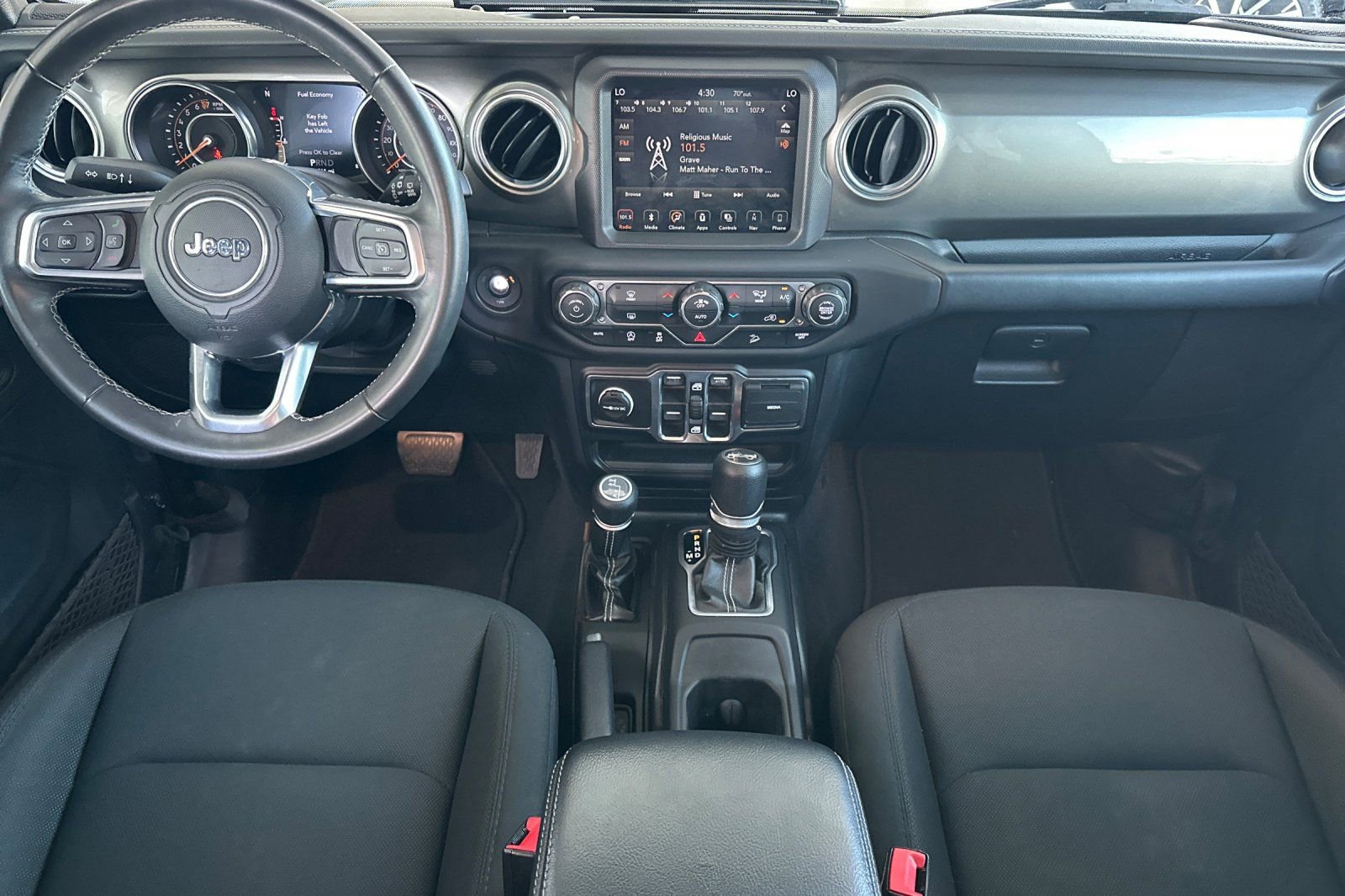 Used 2019 Jeep Wrangler Unlimited Sahara image 13