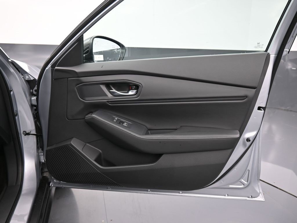 New 2025 Honda Accord Sport image 38