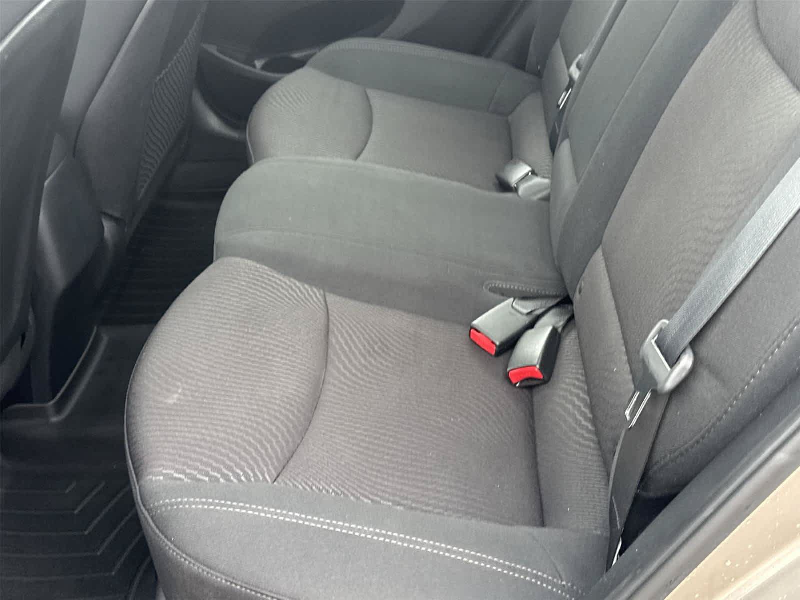 Used 2016 Hyundai Elantra Value Edition FWD image 13