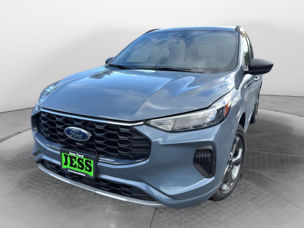 Certified 2023 Ford Escape ST-Line AWD/4WD image 1