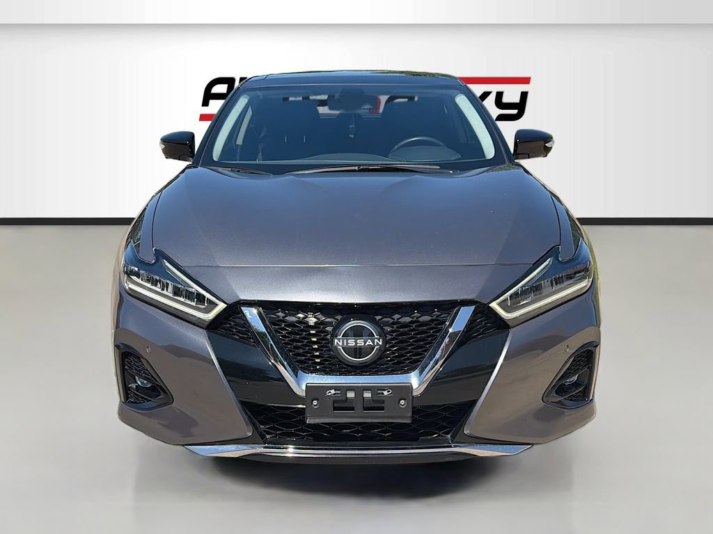 Used 2023 Nissan Maxima Platinum w/ Sport Mat Group FWD image 2