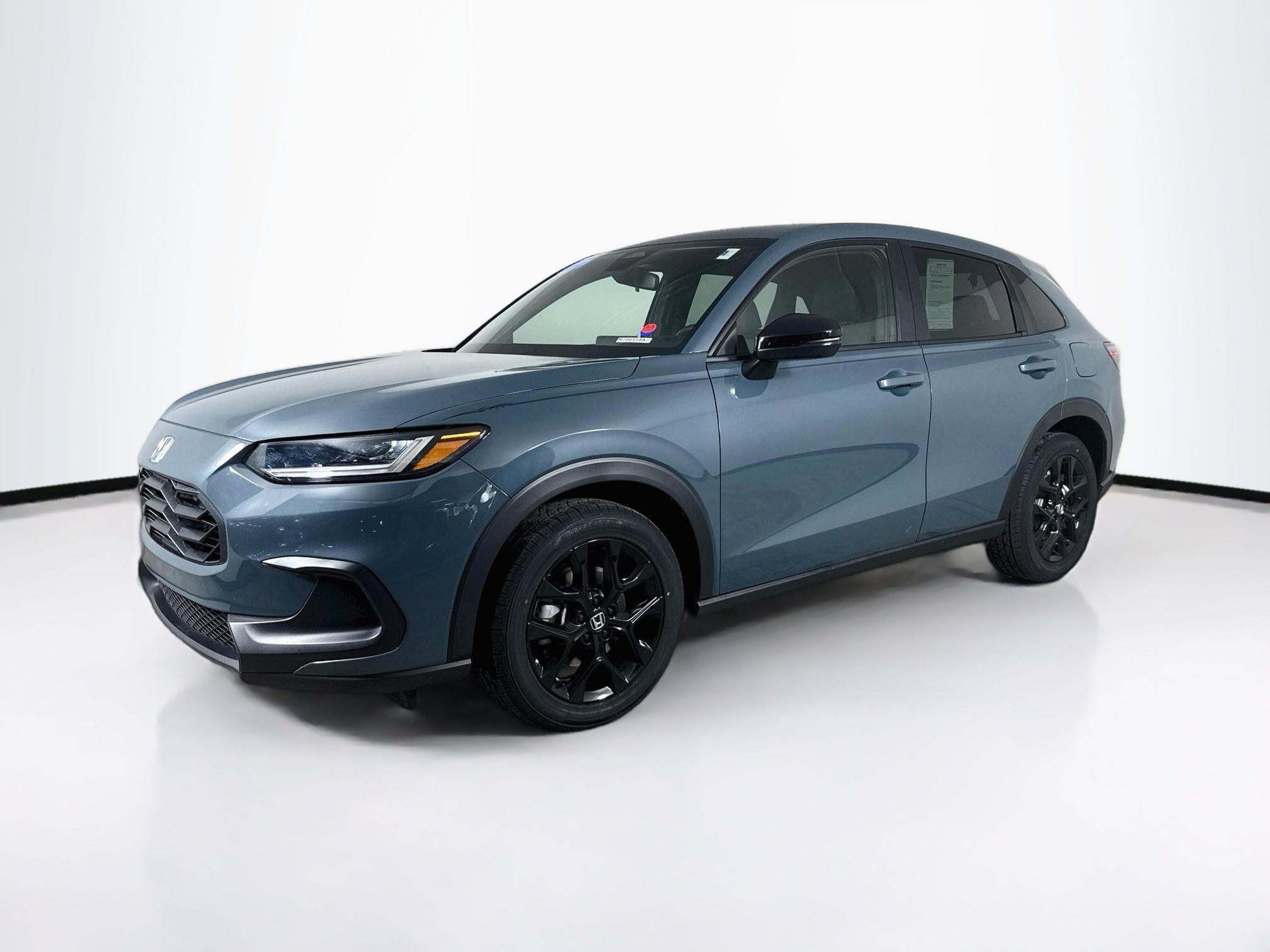 Certified 2025 Honda HR-V Sport image 4