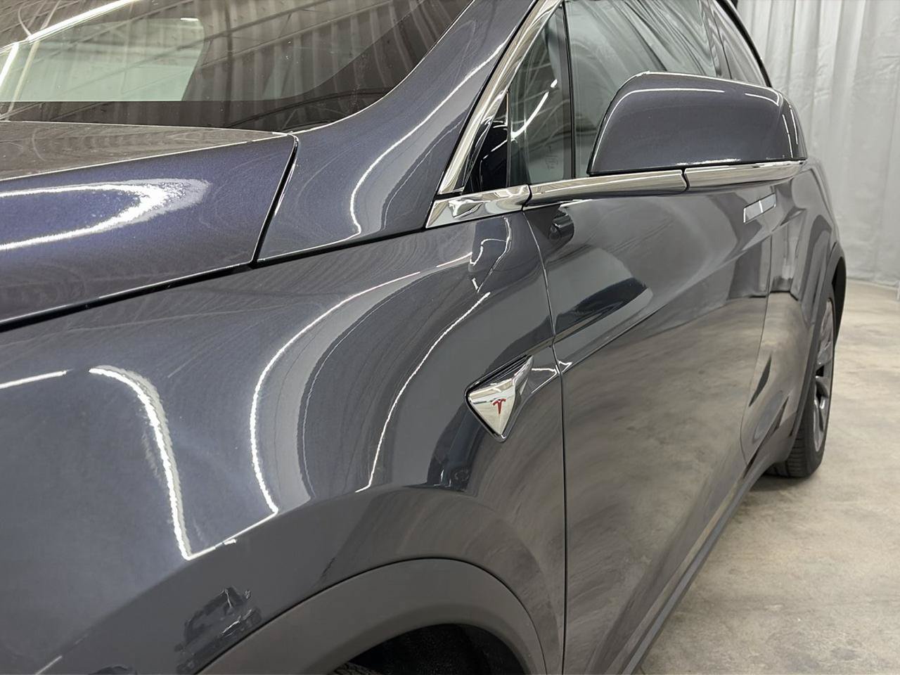 Used 2018 Tesla Model X 75D AWD/4WD image 7