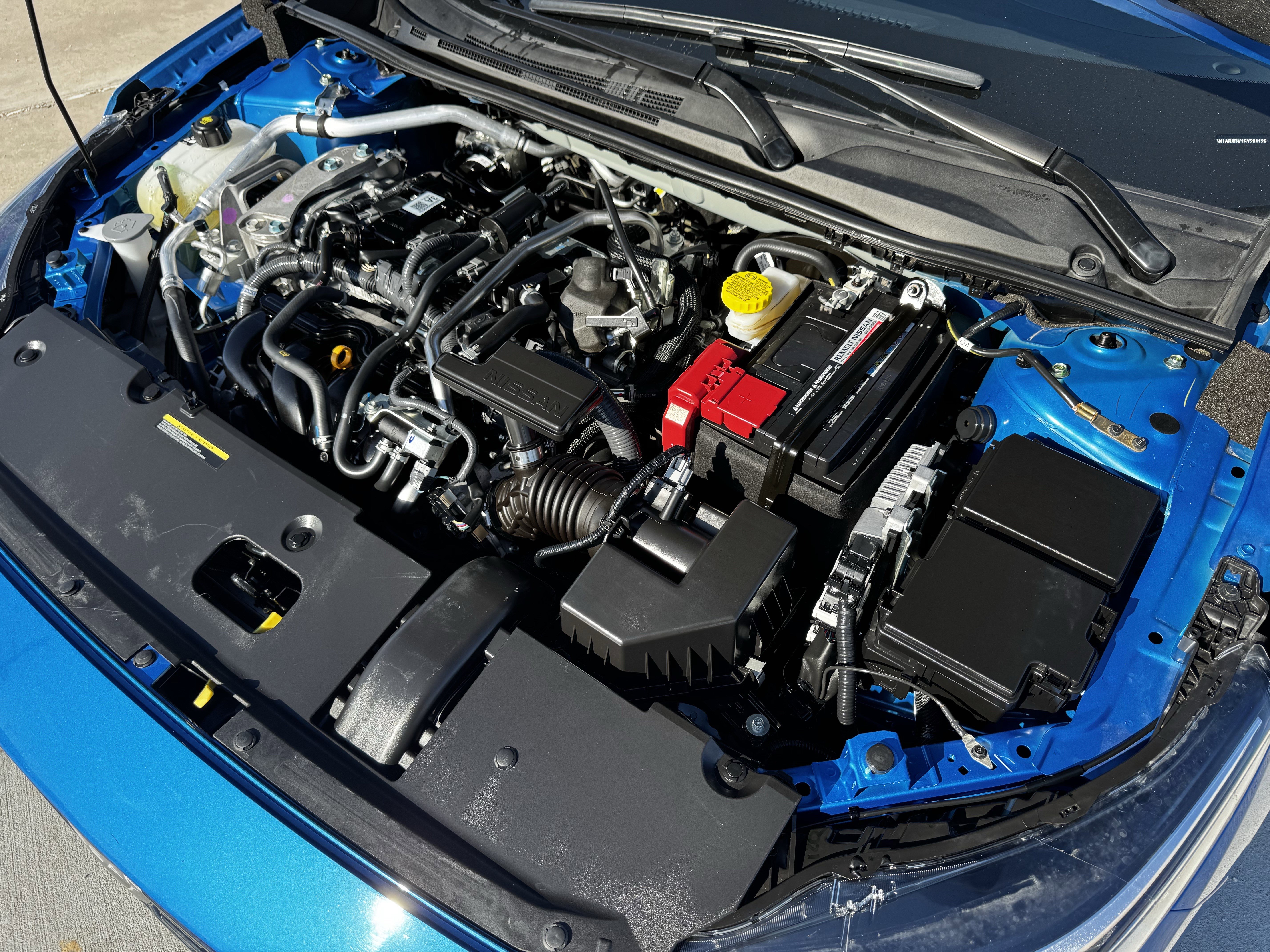 Used 2025 Nissan Sentra SR w/ SR Premium Package image 36