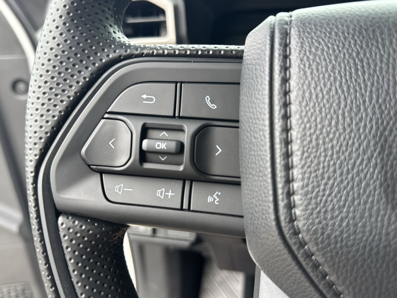 New 2026 Toyota Tacoma SR5 AWD/4WD image 41
