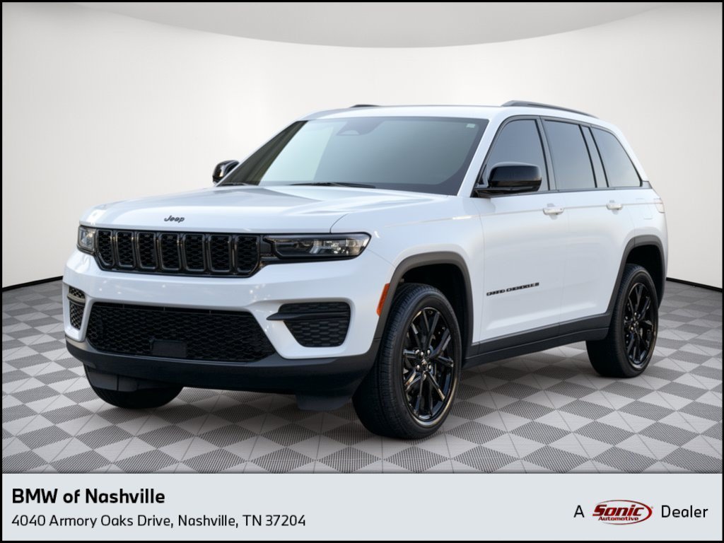 Used 2024 Jeep Grand Cherokee Altitude AWD/4WD image 1