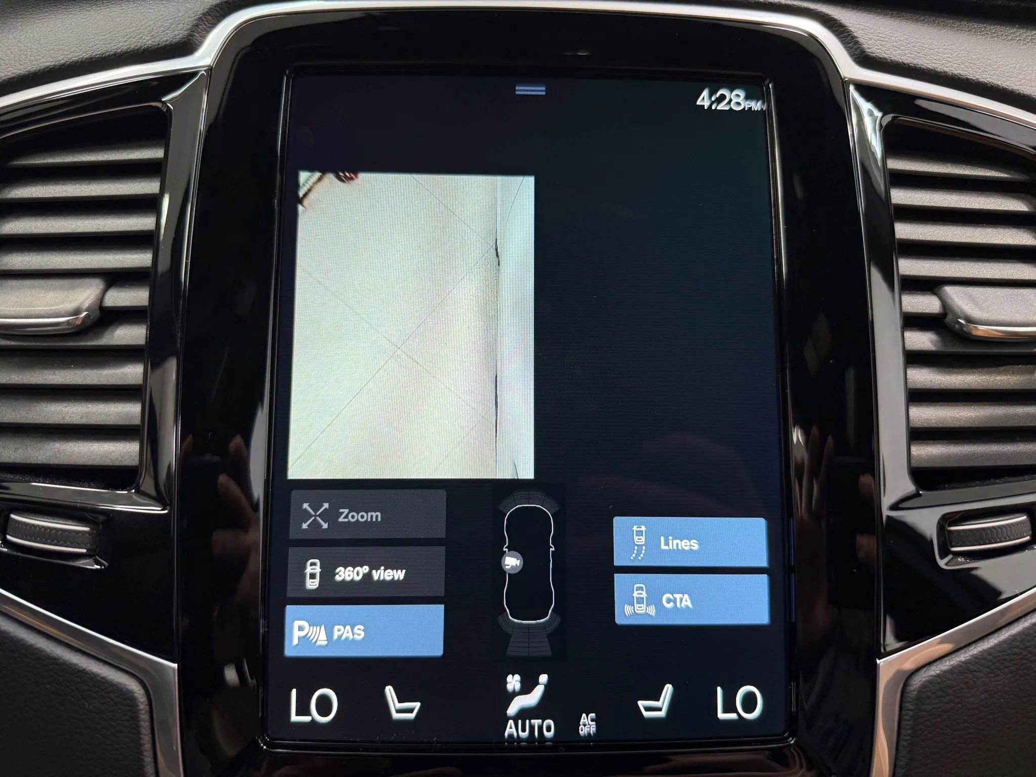 Used 2021 Volvo XC90 T6 Inscription w/ Advanced Package image 28