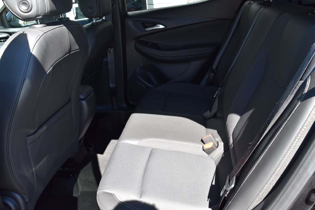 Used 2025 Buick Encore GX Preferred AWD/4WD image 10