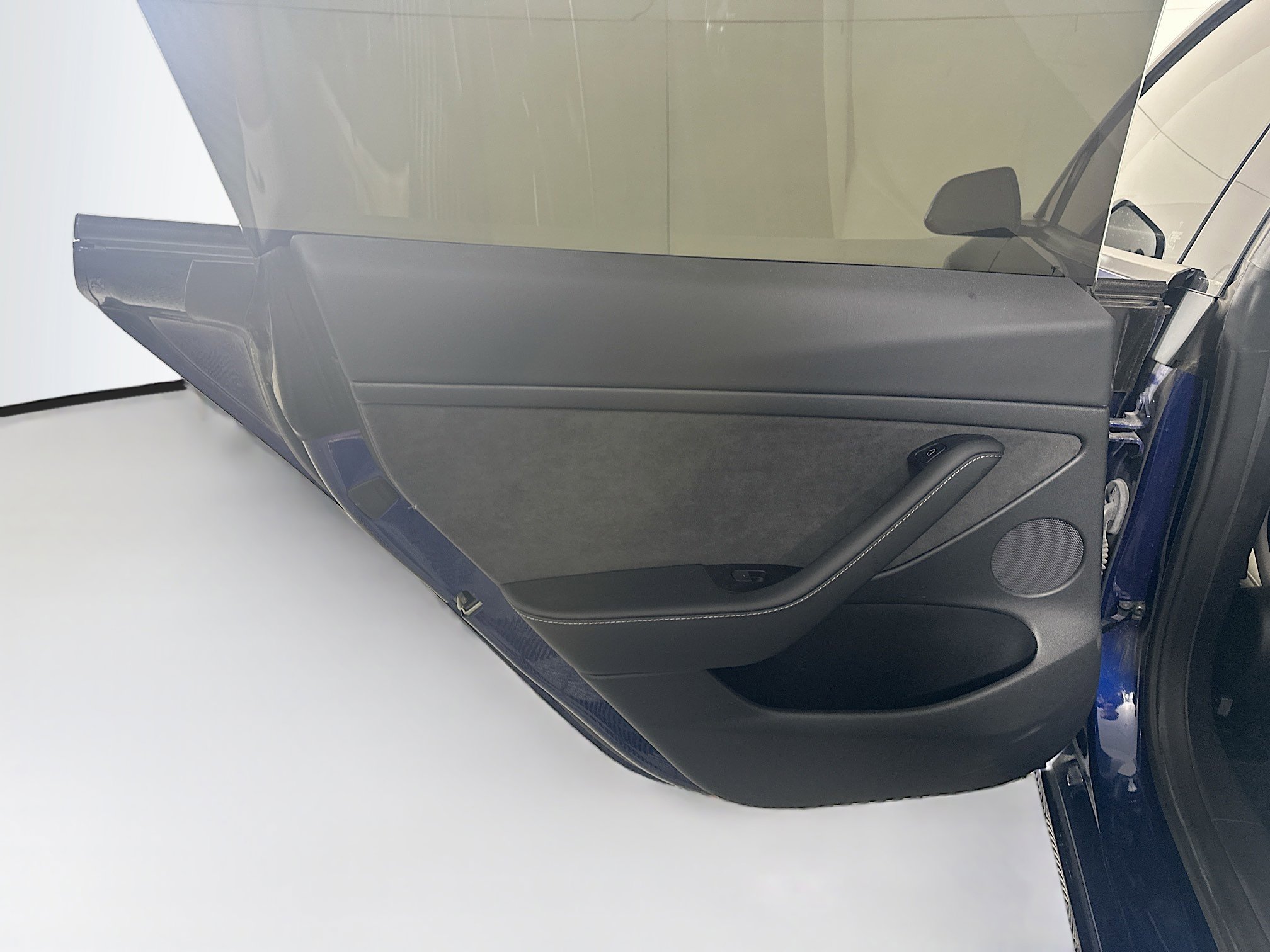 Used 2022 Tesla Model 3 Performance AWD/4WD image 25
