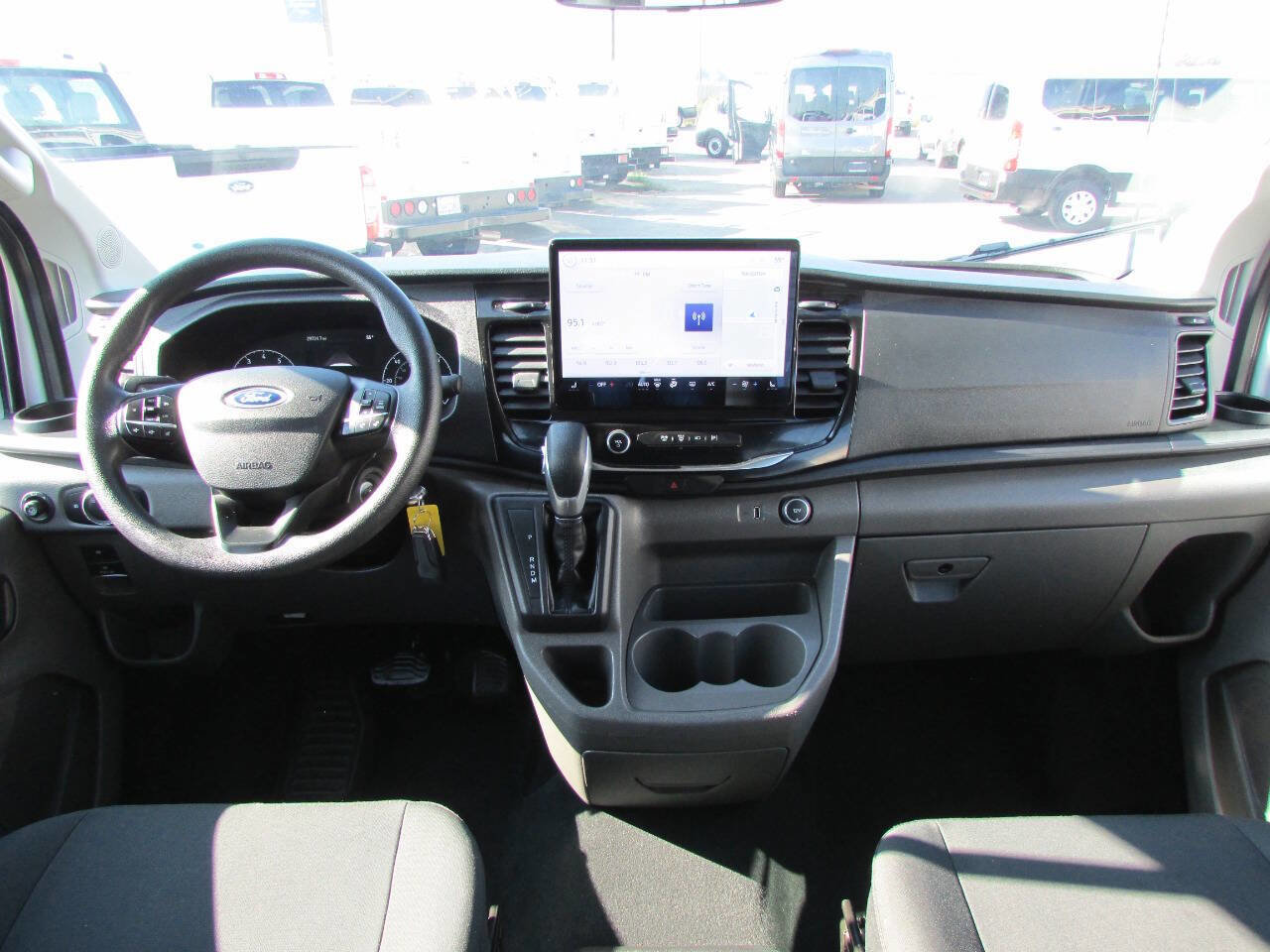 Used 2023 Ford Transit 350 XLT image 17