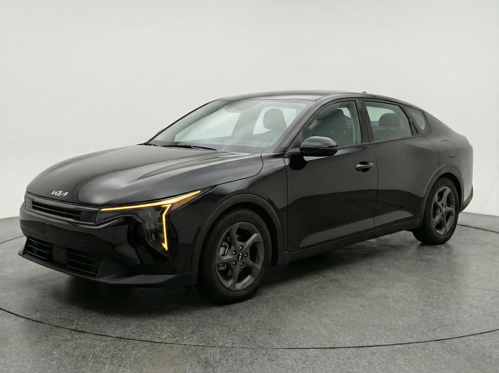Used 2025 Kia K4 FWD image 3
