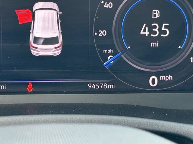 Used 2020 Volkswagen Atlas Cross Sport SEL FWD image 31