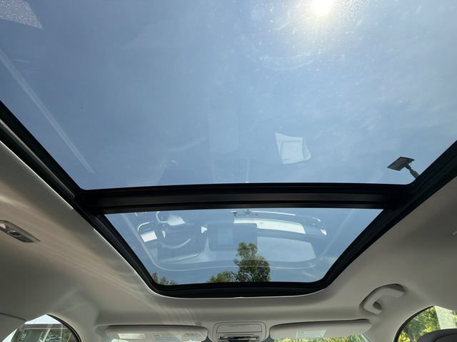 New 2026 Lincoln Aviator AWD w/ Jet Appearance Package image 23