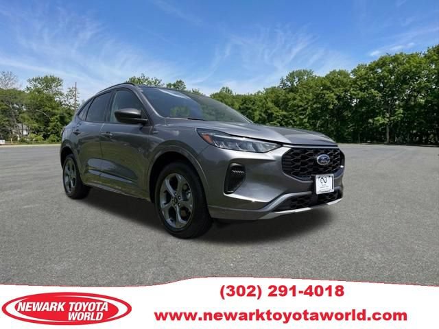 Used 2024 Ford Escape ST-Line w/ Tech Pack #1
