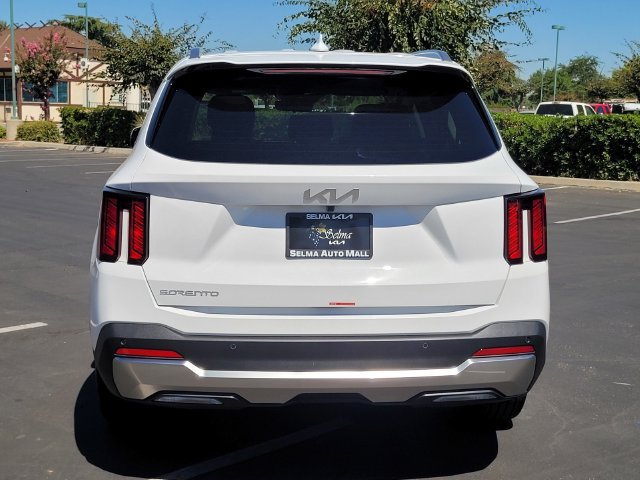 New 2026 Kia Sorento S FWD image 5