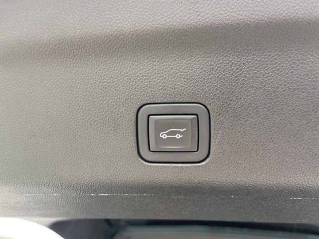 Used 2023 Chevrolet Tahoe High Country image 7