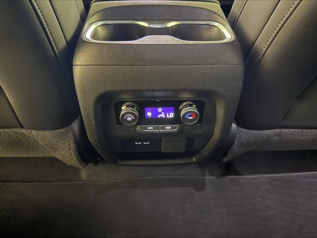 Used 2025 Buick Enclave Preferred w/ Power Package FWD image 28