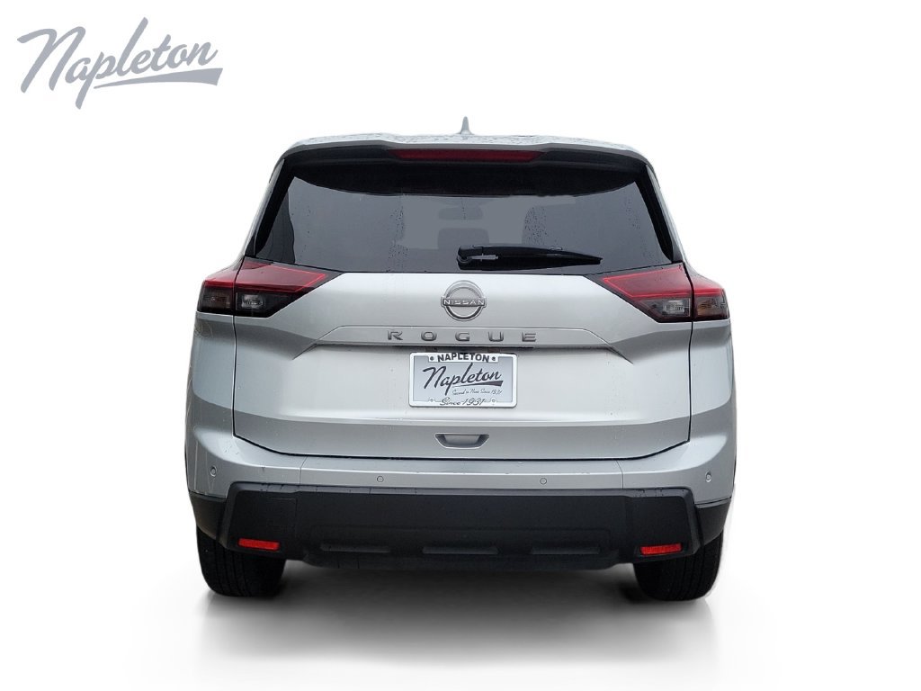 Used 2025 Nissan Rogue SV FWD image 4