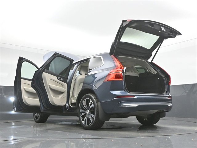 Used 2023 Volvo XC60 B6 Ultimate w/ Climate Package image 56