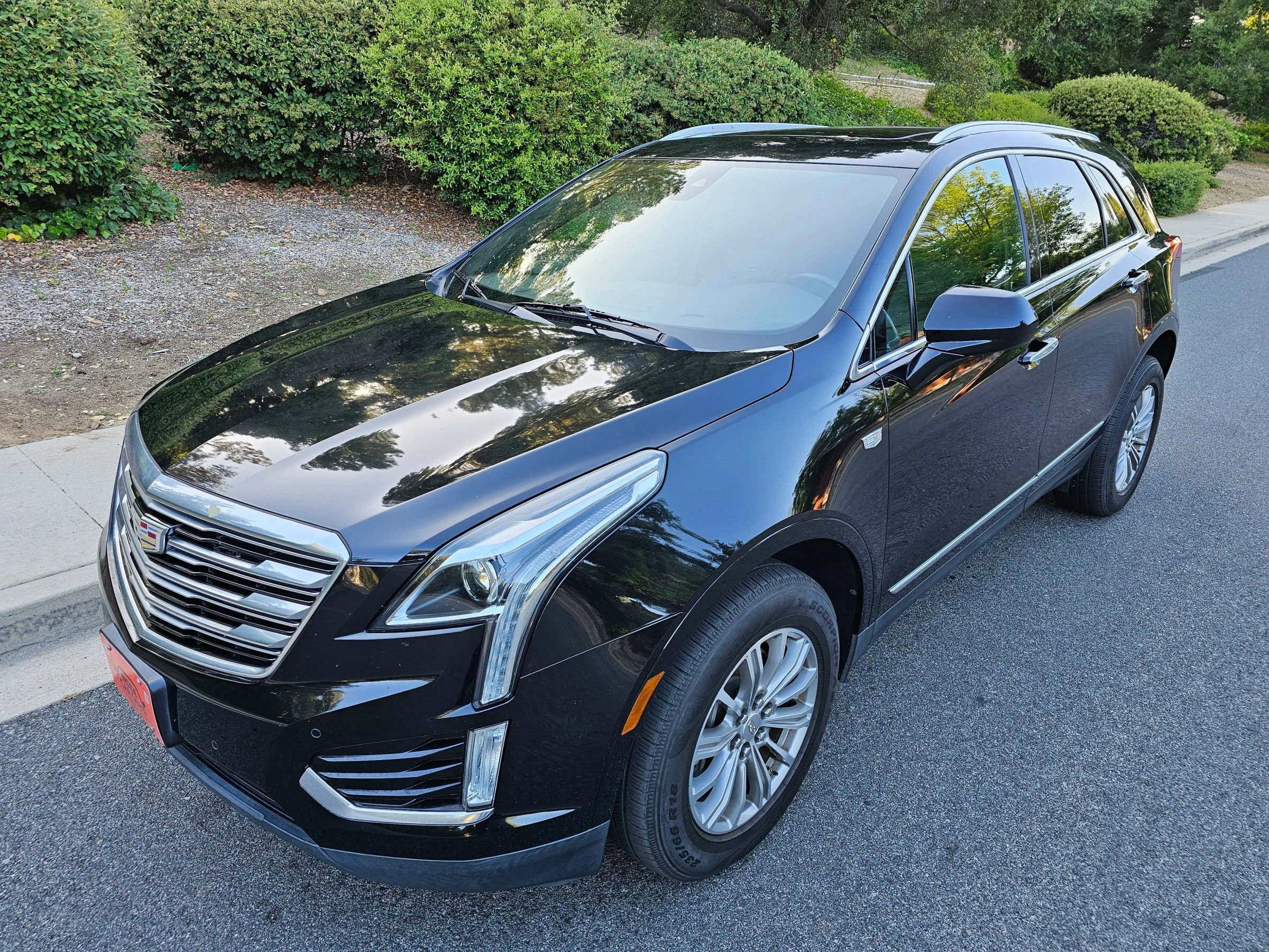 Used 2017 Cadillac XT5 Luxury w/ Driver Awareness Package