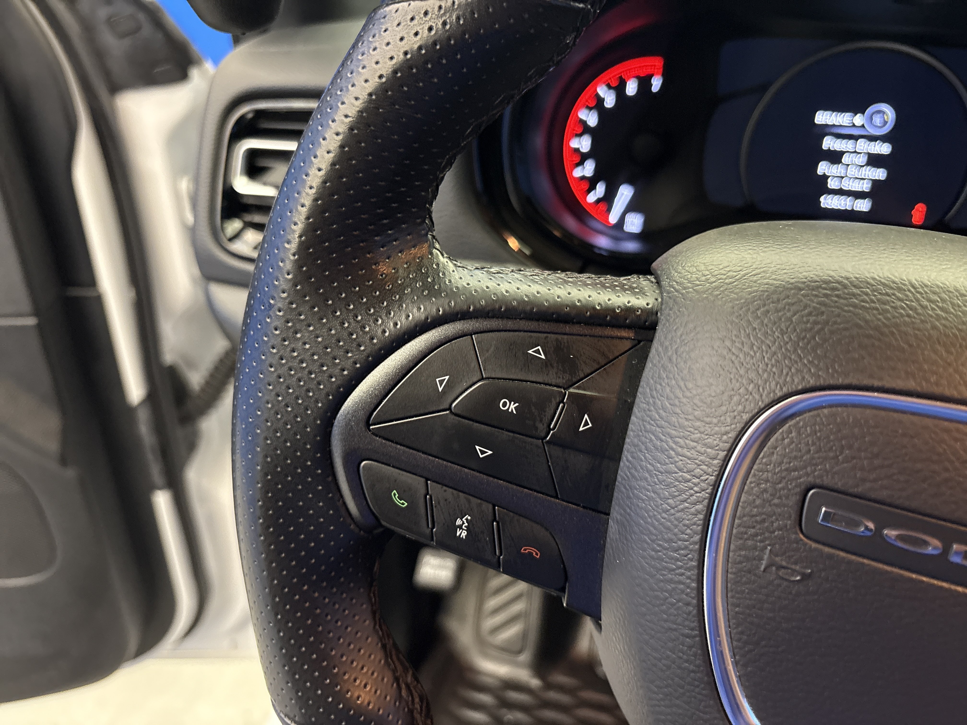 Used 2023 Dodge Durango AWD image 15