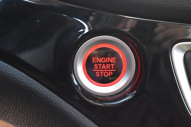Used 2018 Honda Pilot Elite image 33