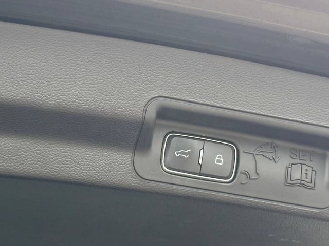 Certified 2023 Ford Explorer XLT w/ Equipment Group 202A AWD/4WD image 28