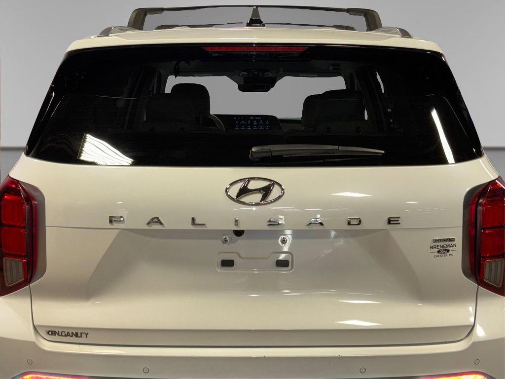 Used 2023 Hyundai Palisade Limited image 17