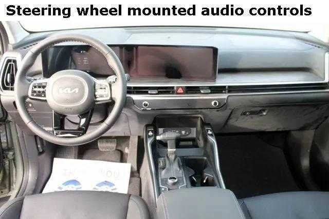 New 2025 Kia Sorento X-Line EX image 13