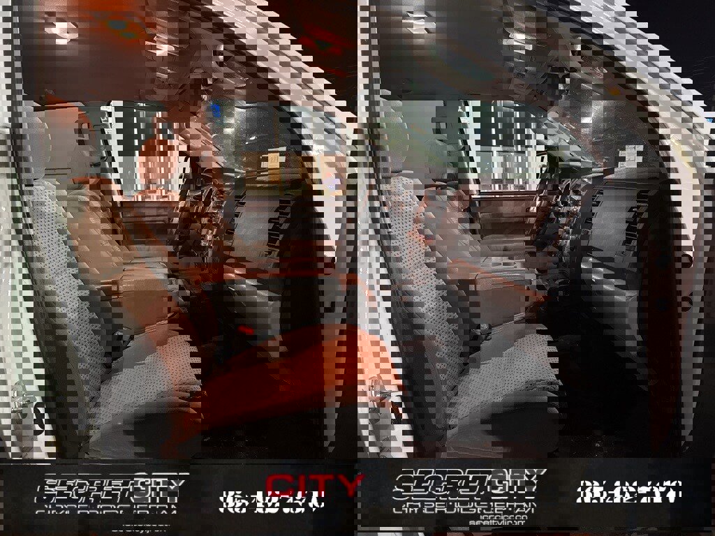 Used 2012 Toyota Tundra 4x4 Double Cab image 12