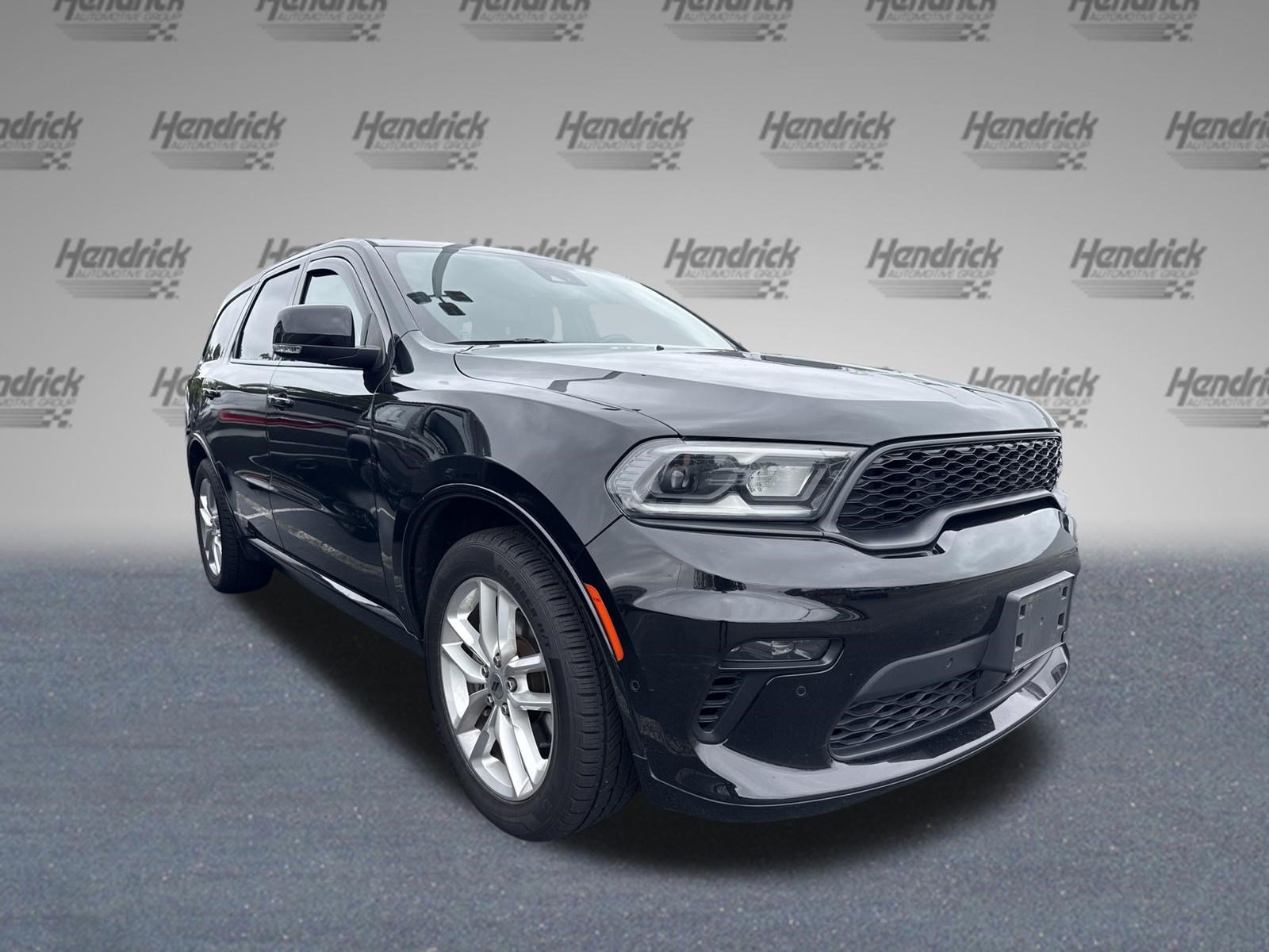 Used 2023 Dodge Durango GT RWD image 2