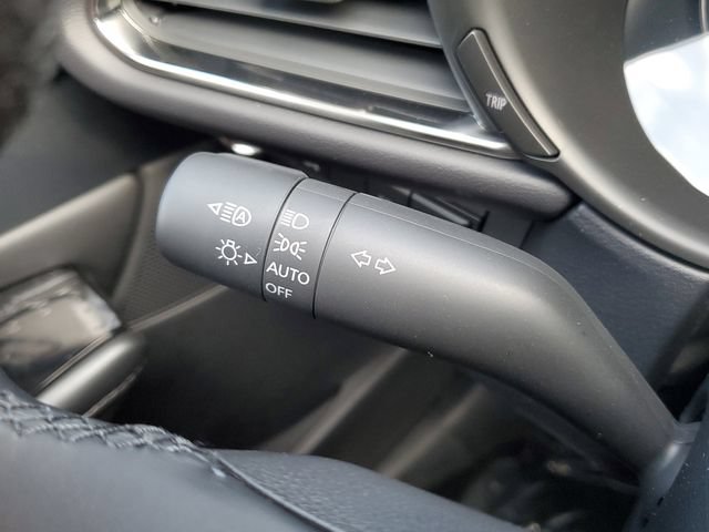 Used 2025 MAZDA CX-30 AWD 2.5 S w/ Preferred Package image 12