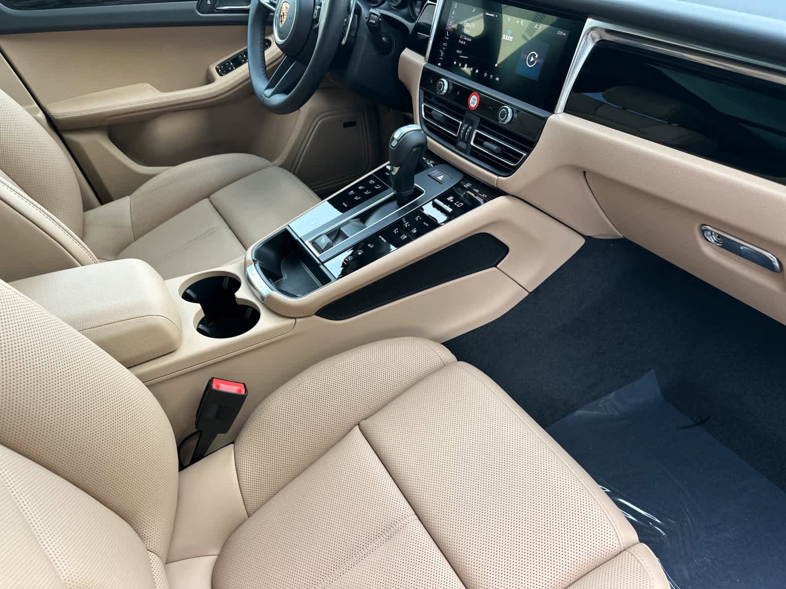 New 2026 Porsche Macan S AWD/4WD image 17