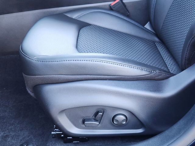 New 2026 Jeep Compass Latitude image 18