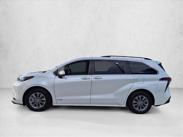 Certified 2021 Toyota Sienna XLE w/ XLE Plus Package FWD image 8