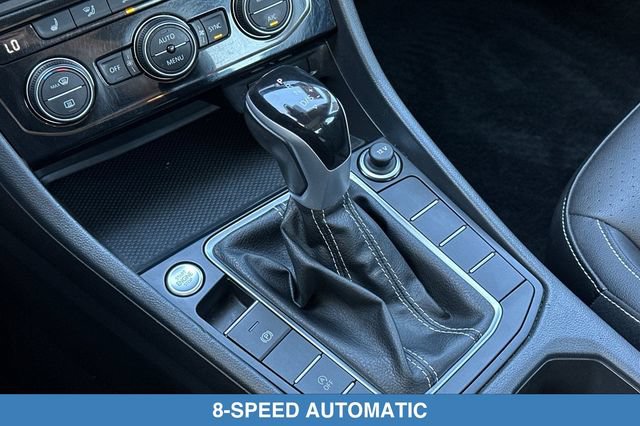 Used 2023 Volkswagen Jetta SE w/ Panoramic Sunroof Package FWD image 22