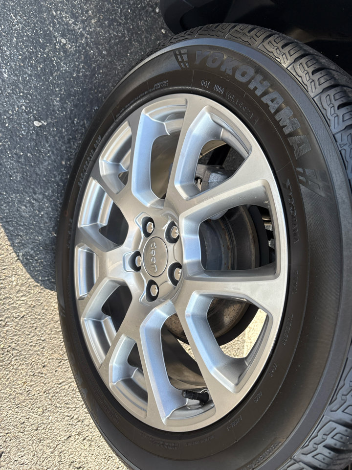 Used 2022 Jeep Compass Latitude w/ Sun and Sound Group image 13